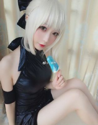 pans模特三点尽露私拍视频